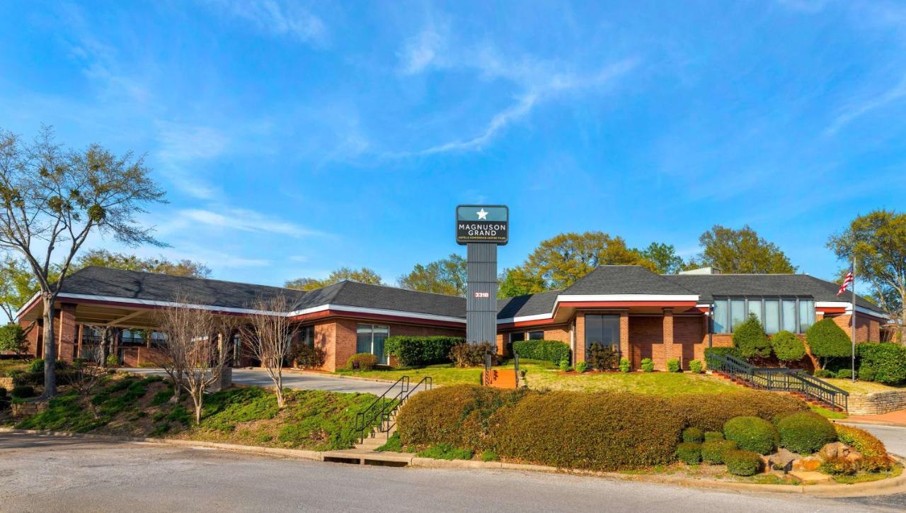 Magnuson Grand Hotel And Conference Center Tyler Bagian luar foto